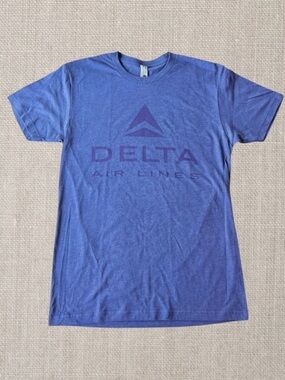 DELTA Air Lines Small Unisex Blue/Purple T-Shirt 60% Cotton 40% Polyester New
